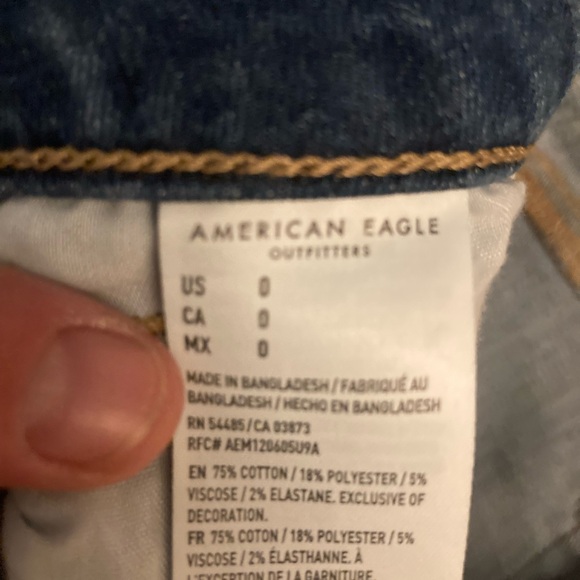 Curvy Hi-Rise Shortie 0 - Picture 4 of 5